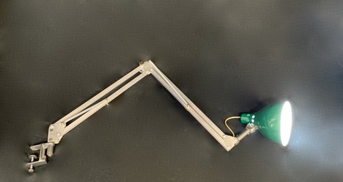 Lampada tavolo con morsetto - lampada,
