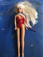 bambola Tipo Barbie Tania  braccia e gambe  mobili ceppiaratti miss Italia