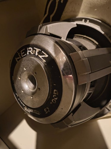 Subwoofer hertz 300d - hertz, sx