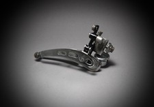 Deragliatore anteriore