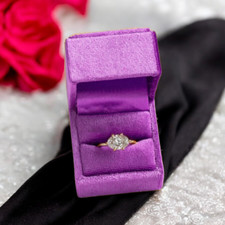 Anello di fidanzamento ovale 1