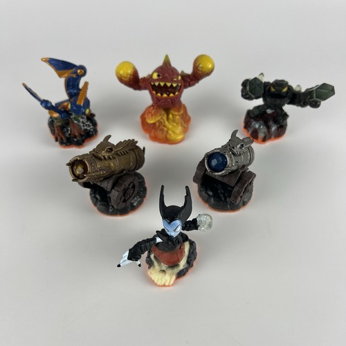 Lotto personaggi skylanders - 6,