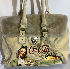 Borsa da donna Coca Cola Fixdesign a tracolla con pellicciotto