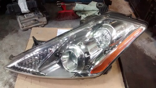 Faro anteriore sinistro xeno