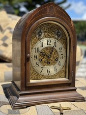 Antico orologio a carillon