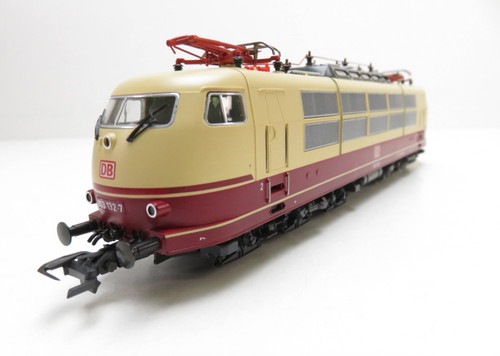 Locomotive electrique - -,