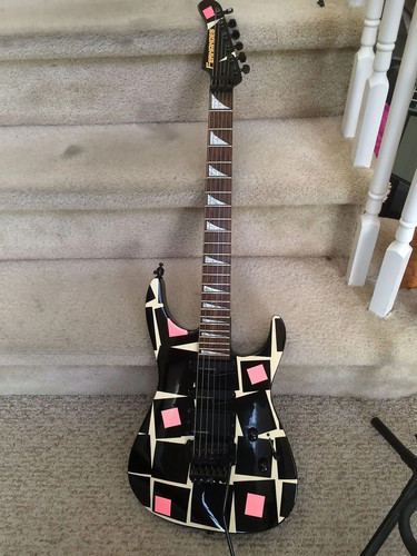 Chitarra elettrica firmata