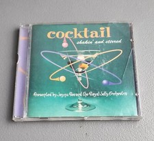 Cocktail shakin stirred - shakin',