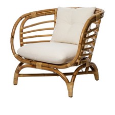Poltrona con cuscino in rattan