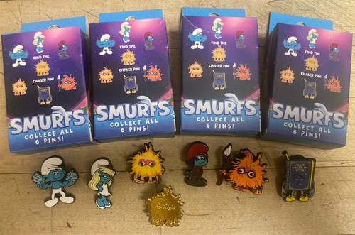 Smurfs pin - smurfs, box