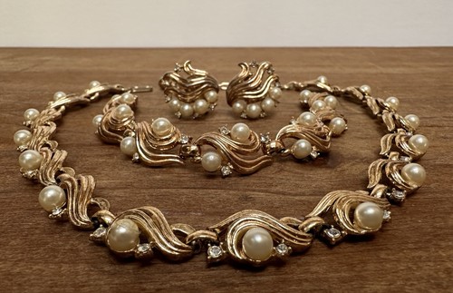 Vintage corona trifari oro - vintage,