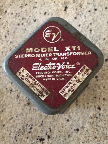 Electro voice model - xt1, stereo