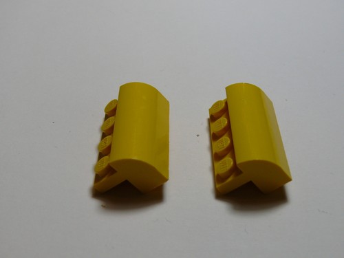 Lego yellow slope curved - 2, x