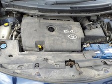 Motore toyota avensis verso - motore,