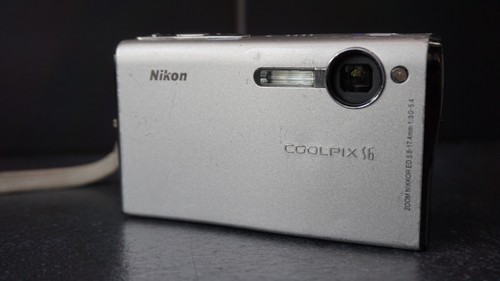Nikon coolpix 0 megapixel - s6,