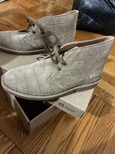 BRAND NEW CLARKS