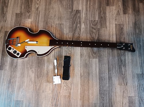 Beatles rock band - hofner, basso