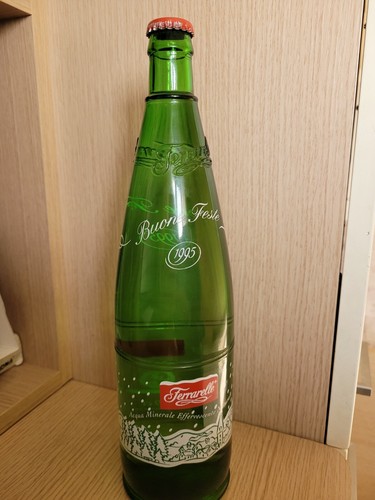 Acqua ferrarelle - acqua,