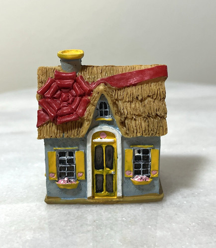 Lemax christmas village - lemax,