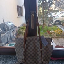LOUIS VUITTON  Monogram