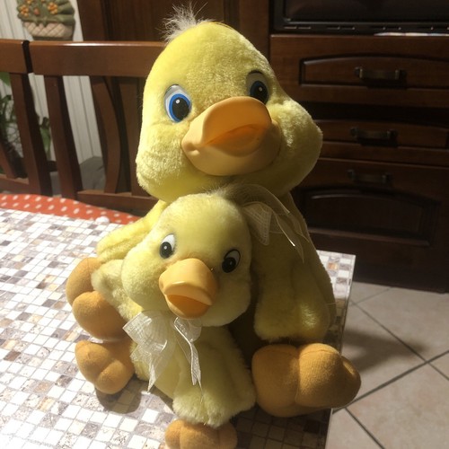 Peluche papero con - con, cucciolo