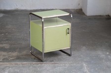 Comodino Bauhaus Thonet B 107 in verde lime