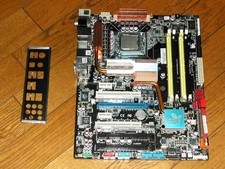 ASUS P5Q Deluxe LGA775 con
