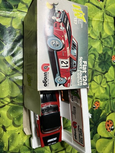 Burago fiat 124 sport - 1:24,