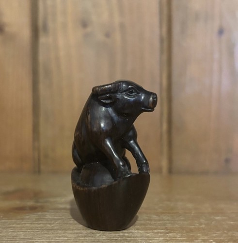 Netsuke toro vintage legno - toro,