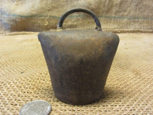 Campana pecora mucca metallo