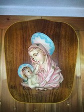 Capoletto bassorilievo Madonna