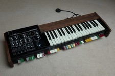 Roland SH-1000 Sintetizzatore