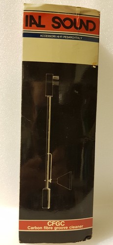 Carbon fibre groove cleaner