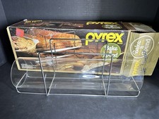 Pyrex bake a round by corning