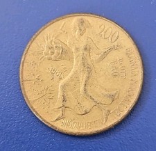 1981 ITALY 200 LIRE  COIN