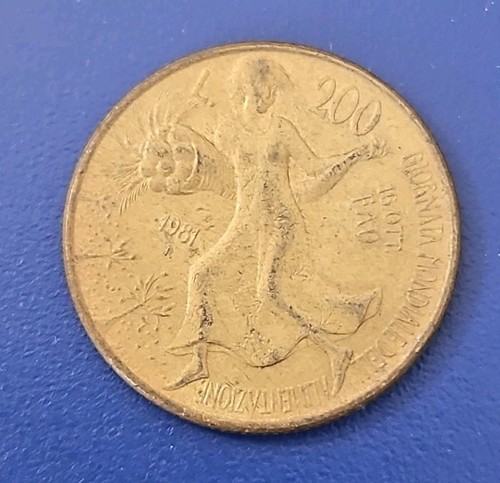 1981 italy 200 lire - italy,