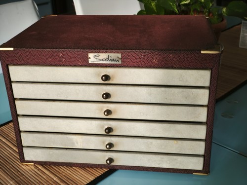 Cassettiera vintage