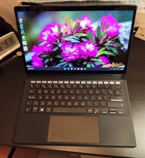ASUS Vivobook 13 Slate T3300