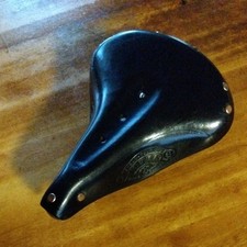 Rara sella IDEALE 75 in pelle