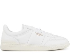 VALENTINO GARAVANI UPVILLAGE