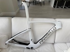 2025 Pinarello Dogma F Crystal
