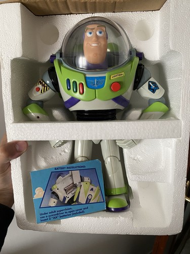 Buzz lightyear the ultimate - the,
