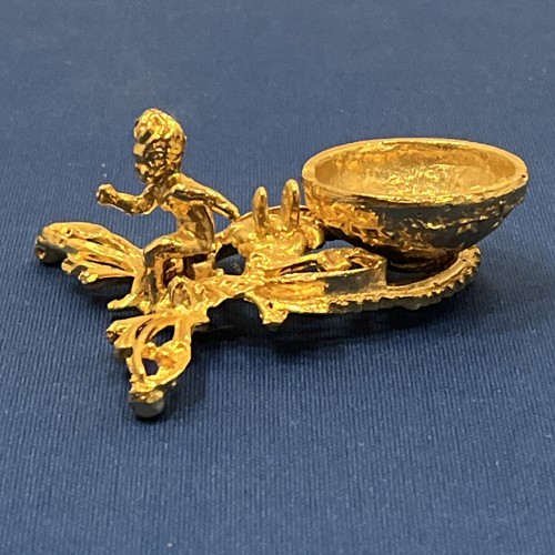Vintage display gold brass - display,