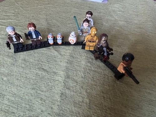 Minifigures ucs millennium - minifigures,