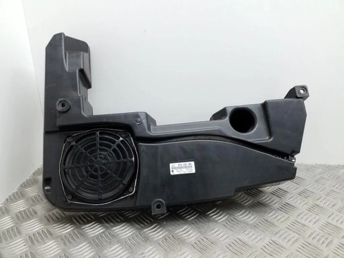 Audi 8t3 subwoofer - audi,