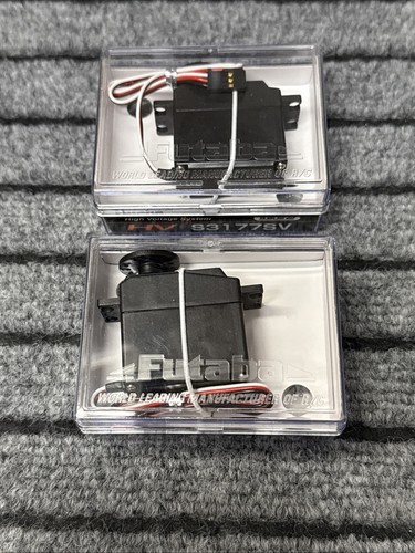 Set servomotori futaba - 2,
