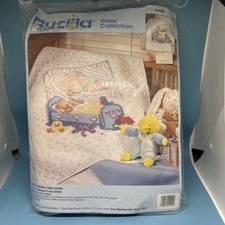 Trapunta culla Bucilla Baby 1995 timbrata punto croce kit #41049 Teddy & Friends NUOVO