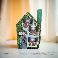 1990 Deborah Downs 'Cottage