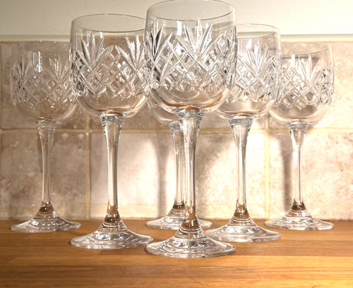 Set bicchieri vino in - 6,