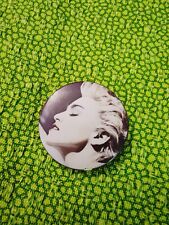Madonna Pin Spilla True Blue rare gadget music rebel heart